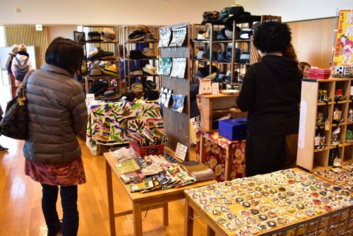 ハプラスマーケットにぎわう(2019-11-21)