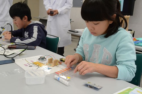 科学であそぼ「おもしろ実験室」(2019-11-23)