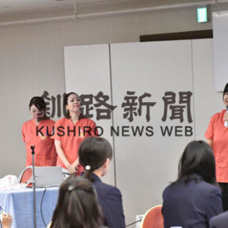 茶話会で助産師講演(2019-10-20)