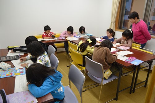 児童館センターで学習支援(2019-11-19)