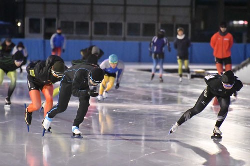 柳町スケート場23日にも本格利用(2019-11-21)