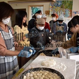 鶴野西と八重桜の餅つき(2019-11-06)