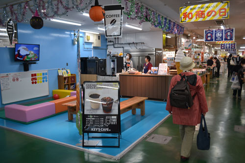 和商市場にキッズスペース(2019-09-28)