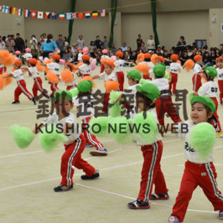 組体操大技で拍手　昭和スポーツ(2019-09-12)
