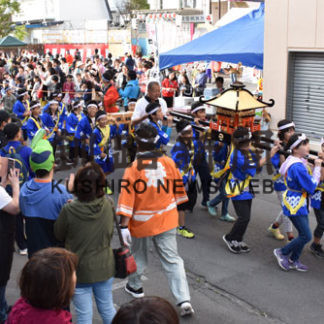 子どもみこしが復活　地域住民を楽しませる(2019-09-17)