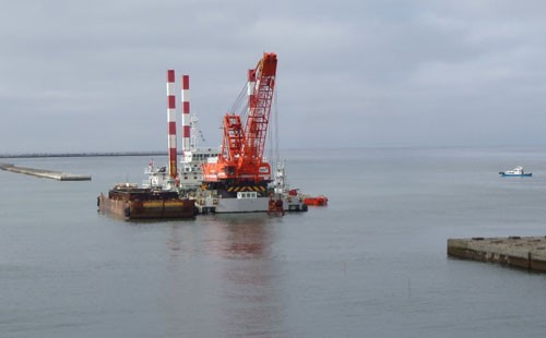 利便性向上へ工事着々 釧路港(2019-09-30)