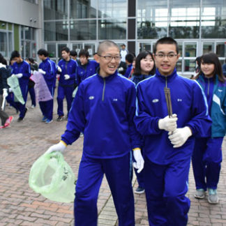 白糠中、高校生と　初の合同校外清掃(2019-10-22)