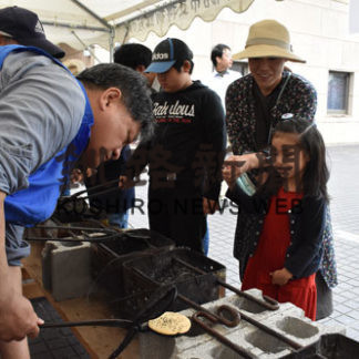 せんべい焼き体験など　博物館まつり(2019-09-30)