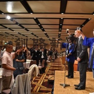 アサヒ愛好者ら　ビール片手に歓談　釧路スーパードライ会(2019-09-30)