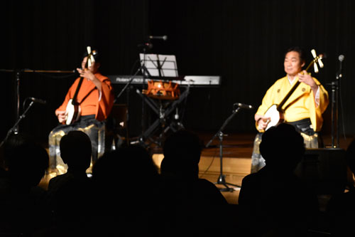 三味線の新田親子 独特な世界観魅了 20周年コンサート(2019-09-18)