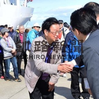 自由訪問第７班　根室港を出港　国後島訪問へ(2019-09-21)