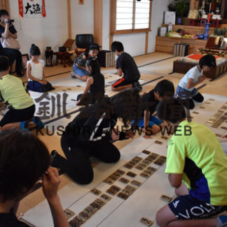 百人一首下の句かるたの奉納試合(2019-09-19)