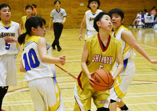 釧新杯中学バスケ、男女4強決まる(2020-01-27)