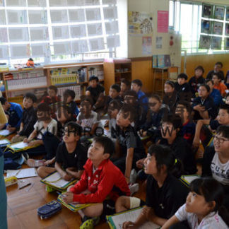 飼育員の仕事学ぶ　芦野小出前授業(2019-08-24)