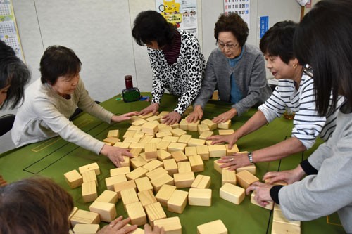 百寿雀 愛好者広がる(2020-01-08)