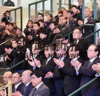 釧路３卸売市場で初競り(2020-01-06)