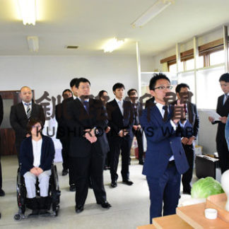 芭蕉同窓会事務所開き(2019-08-28)