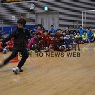 なでしこリーグ選手がサッカー教室(2020-01-10)