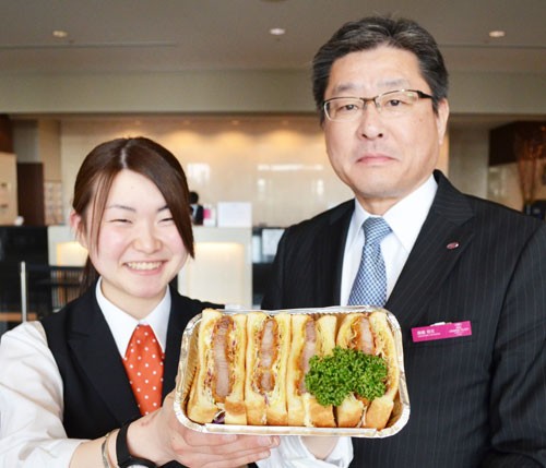 カツサンド無料で、ANAクラウンプラザホテルが企画(2020-03-06)