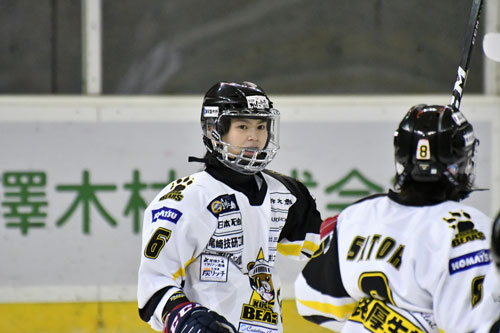 釧路ベアーズ快勝で首位 アイスホッケー女子日本リーグ(2019-11-18)