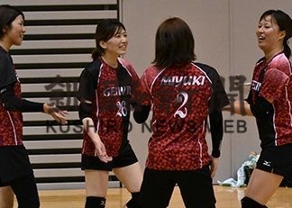釧路勢30チーム出場 ソフトバレーボールの第３０回Ｎ・Ｓ杯北海道大会(2019-10-13)