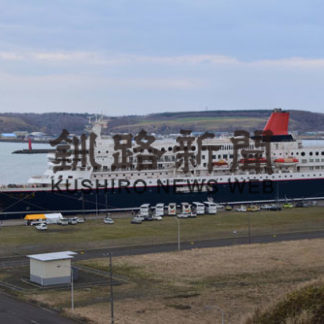 「にっぽん丸」根室入港(2019-05-09)