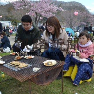 あっけし桜・牡蠣まつり開幕(2019-05-13)