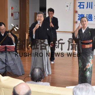 迫力ある演奏、舞踊披露　民謡演奏会(2019-05-01)