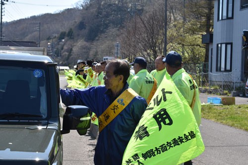 街頭啓発 一層の協力を(2019-05-22)