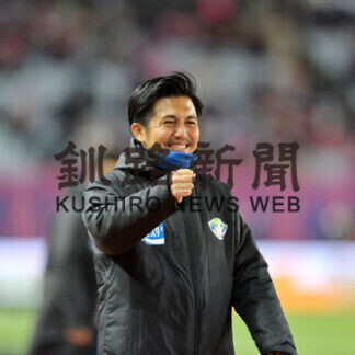 Ｊ１徳島ＨＣの甲本さん、監督代行で奮闘(2021-04-25)