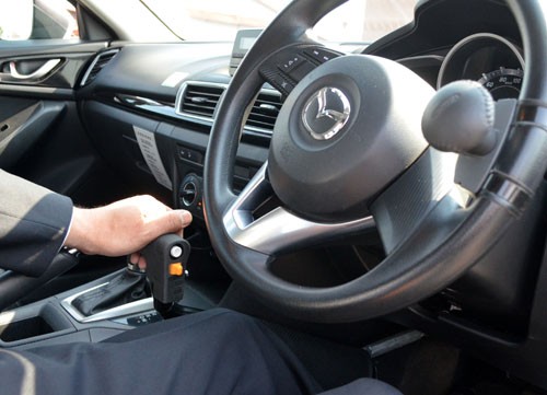 愛国自校、障害者の運転免許取得充実 専用車両や指導員配置(2021-04-30)