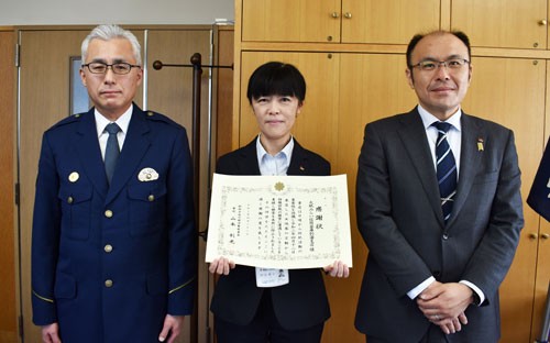 詐欺を未然に防いだ!大地みらい別海支店に感謝状(2021-04-30)