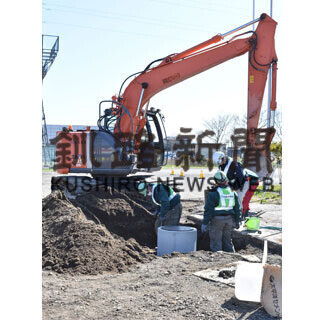 釧路の本田組が「サン・アビリティーズくしろ」で路面補修工事(2021-05-21)
