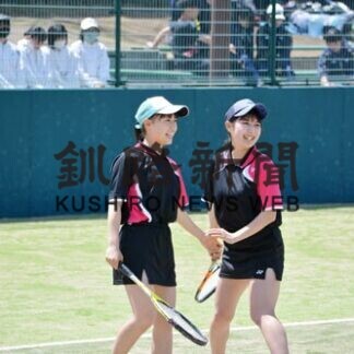 高体連ソフトテニス　米谷・新井田組、日野・大前組優勝_1(2021-05-20)