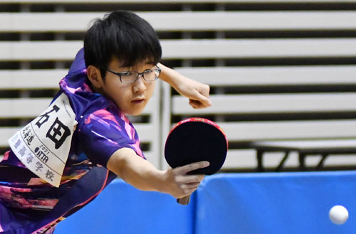 石田選手 高体連卓球で善戦、白糠高から唯一出場(2021-05-27)