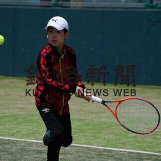 ネット挟み小中高生熱戦　ひぶな杯テニス　(2021-05-18)