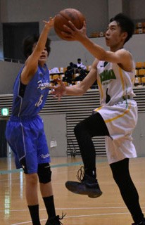 中体連バスケットボール　男女で４強決まる(2021-06-28)