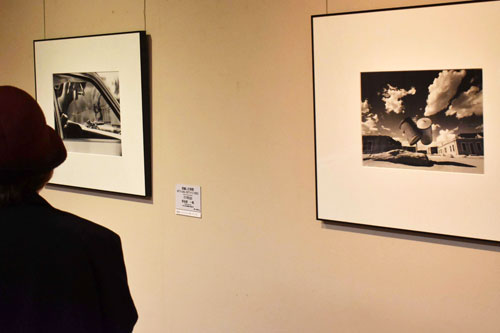写真家 故奈良原さん、新収蔵25点を展示 釧路芸術館(2021-06-22)