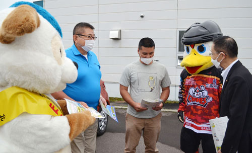 レンタカー協会や釧路署、旅行中の安全運転啓発(2021-07-23)