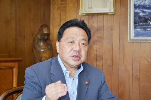 「防衛大国日本を目指す」 公明・佐藤衆院議員が来社(2021-08-14)