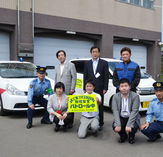 町社協に青色回転灯　防犯パトロール団体に加入(2021-08-10)