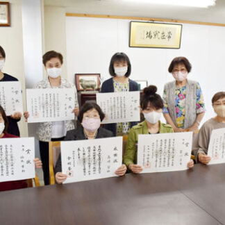 日々の練習 筆に込め　競書大会、才耔会７人入賞(2021-08-12)