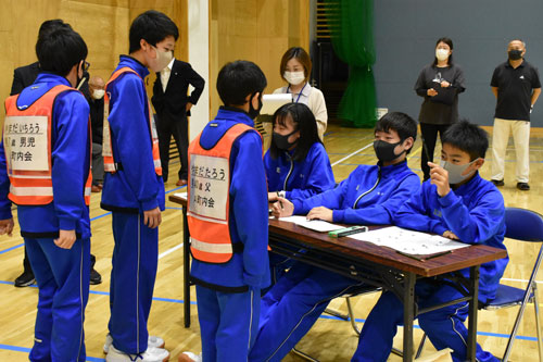 避難所運営「難しい」 庶路学園で「リアルHUG」(2021-08-31)