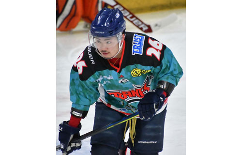 クレインズに米山と荒木が新入団 釧路出身「全力プレーを」_1(2021-09-10)