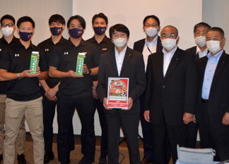 酪農家 クレインズ応援 釧路地区協議会スポンサー契約(2021-09-08)