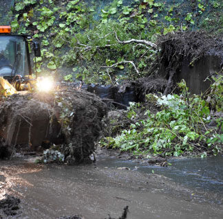 釧路市大雨、史上最大１８０㍉　釧路町では土砂崩れも(2021-09-19)