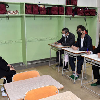 就活自信持って　東高で模擬面接会(2021-10-24)