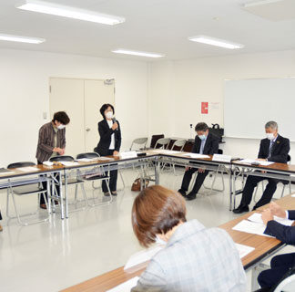 灯油高騰の原因説明　石油協組と懇談会　釧路消費者協会(2021-10-22)