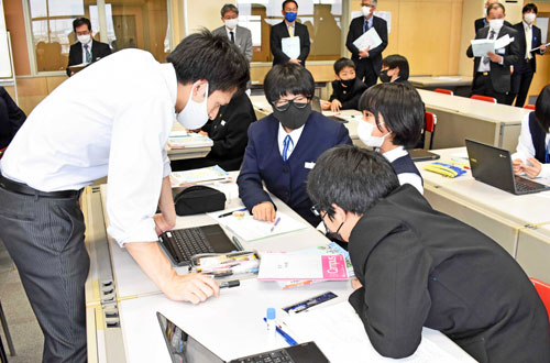 身に付く学習内容研究 大楽毛中で公開授業 釧路(2021-10-28)