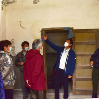 陸揚庫、専門家が確認　塩害状態の保存法指摘(2021-10-12)